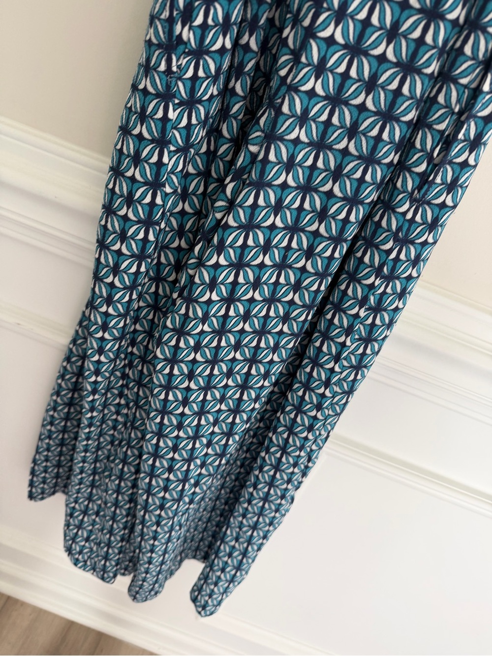 Max Studio Womens Blue Print Capri Jumpsuit Size Xs - Picture 8 of 8